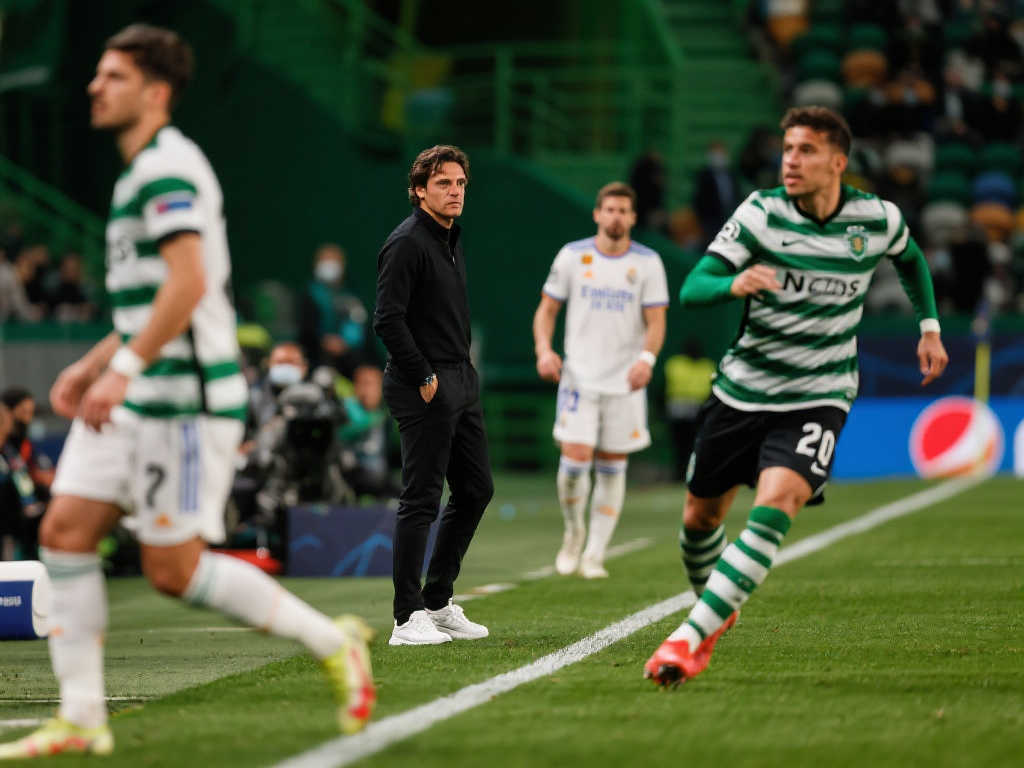 像C罗这样 像C罗这样